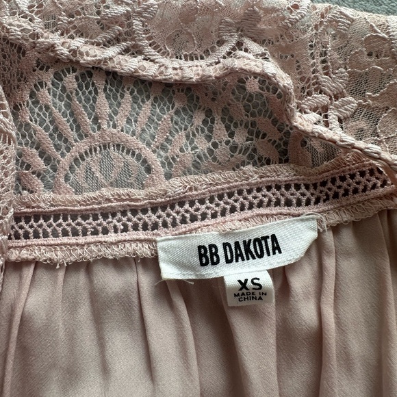 BB Dakota light pink top size XS - Picture 4 of 5